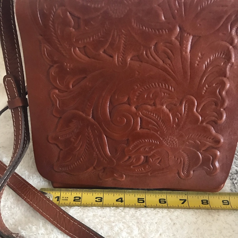 Patricia Nash tan leather crossbody